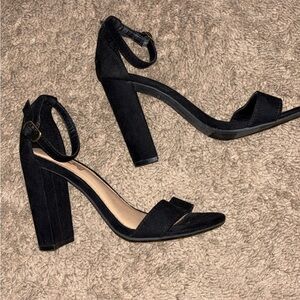 Strap black chunky heel